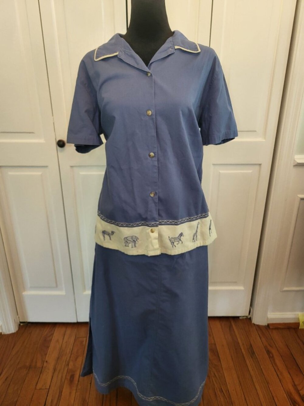 Bobbie Brooks Vintage 90s Blue Blouse Skirt Set Embroidered L Boho Travel Animal